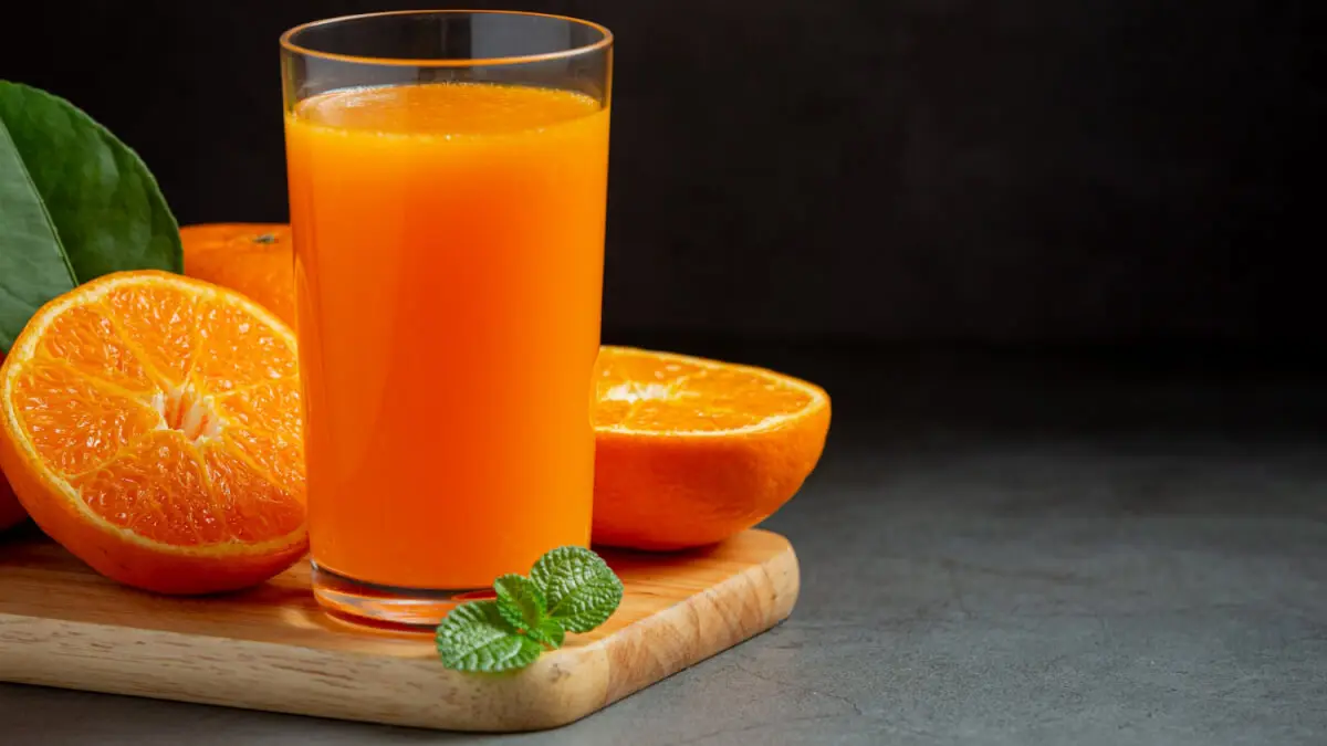 Hur många kalorier är det i apelsinjuice? illustration